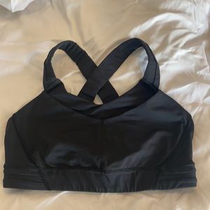 Lululemon sports bra